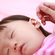 【小児科医監修】子どもの耳垢掃除｜しなくていいって本当？耳鼻科で取る？