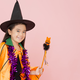 子ども向けハロウィン衣装10選｜マントや魔女、ディズニーなども
