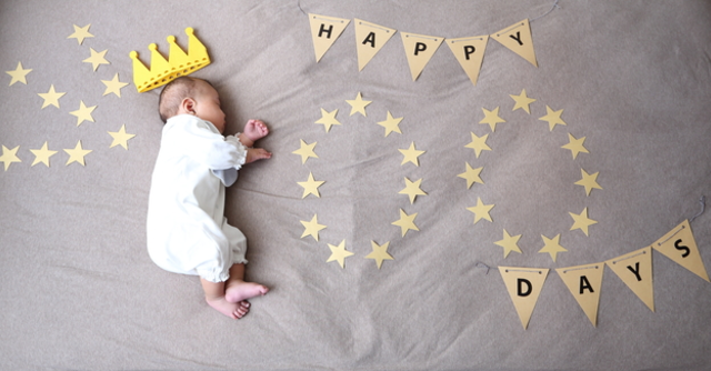 あさちゃん様✶⋆ 確認専用ページ ハーフバースデーガーランド 誕生日の飾り付けや写真撮影に！メモリコシリーズでかわいく演出