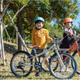 梱包用プラスチックごみを 40%削減した子ども自転車発売！
