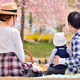 子どもと一緒のお花見に持っていきたい、おすすめのおもちゃをご紹介！