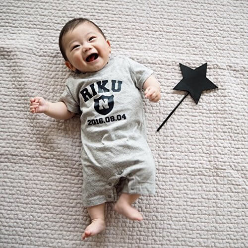 名前入り ロンパース 出産祝い 誕生日 プレゼント おしゃれ 名入れ ベビー服 名前入りロンパース【emblem】 (80cm, グレー×ネイビー),出産祝い,ロンパース,