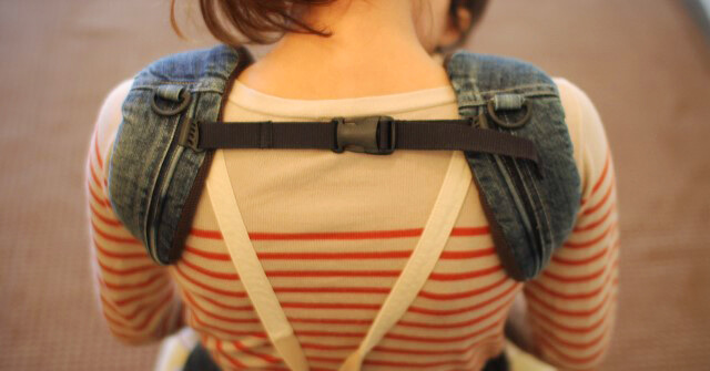 肩ベルトの付き方,抱っこひも,おすすめ,キューズベリー