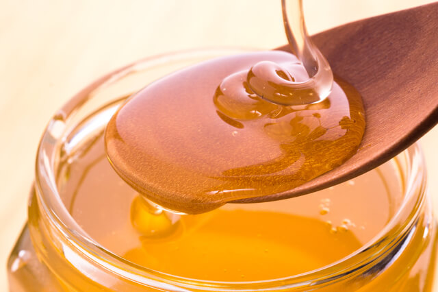 はちみつとスプーン,埼玉養蜂,