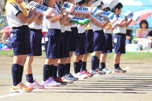 演奏会の園児,キッズ,ハイソックス,