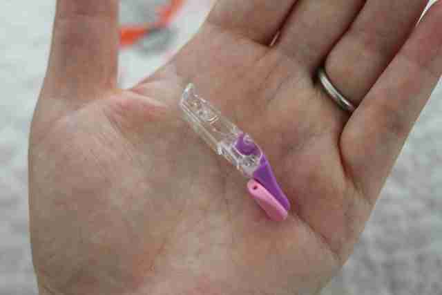 名札 クリップ 子供 使い方 オープン,名札,クリップ,