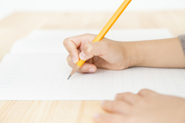 鉛筆の正しい持ち方,鉛筆,持ち方,