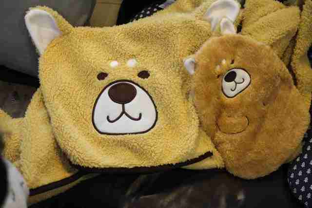 3COINSのもこもこシバ犬湯たんぽカバーと5wayブランケット,もこもこシバ犬,