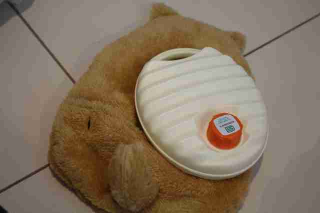 3COINSのもこもこシバ犬 湯たんぽカバーの使い方,もこもこシバ犬,