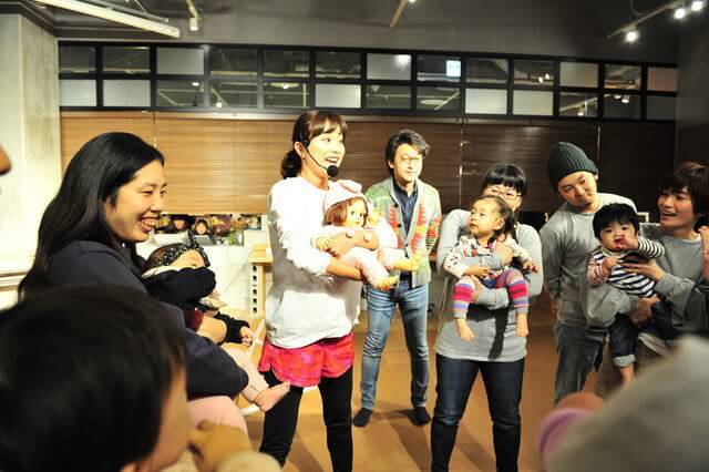 足タッチ,蛯原英里,子育て,悩み