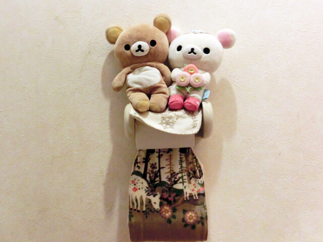 ねこのロールペーパーホルダー クロ,トイレトレーニング,手作り,アイデア