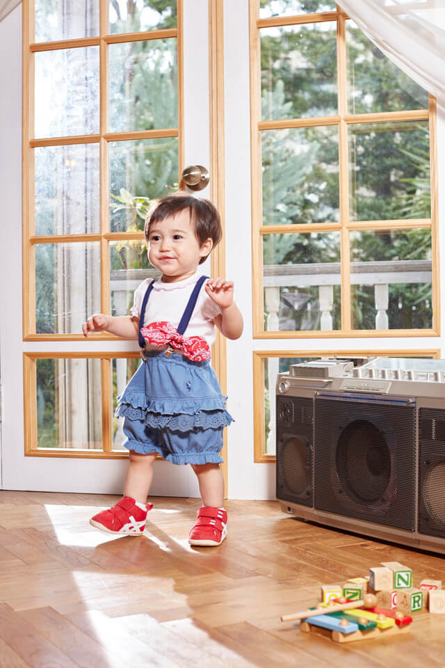 スクスクファースト,ベビーシューズ,ファーストシューズ,