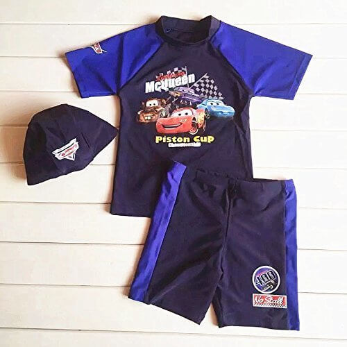 子供 水着 男の子 ラッシュガード キャップ付 3点セット キッズ ボイーズ ディズニー カーズ柄 レッド ブラック ビーチタオル (100, ブルー×ブラック) [並行輸入品],ラッシュガード,キッズ,