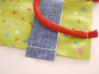 ハンカチ,赤ちゃん ,タグ,おもちゃ