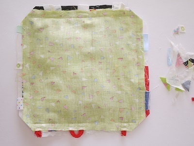 ハンカチ,赤ちゃん ,タグ,おもちゃ