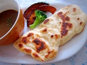 材料３つ、フライパンで簡単☆おうちで手作りナン ,フライパンパン ,レシピ ,簡単