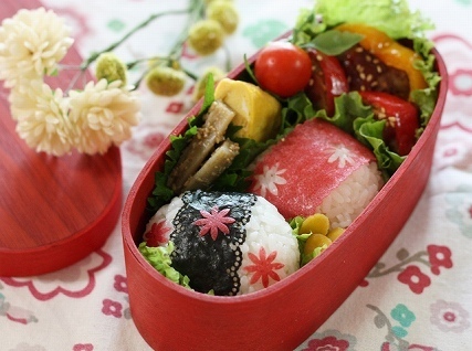 花模様のおにぎり,秋,お弁当,