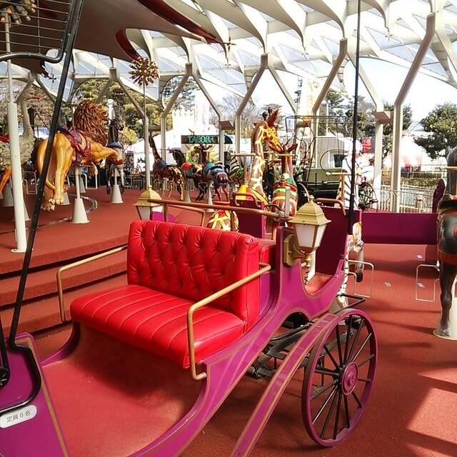 メリーゴーランドの馬車,西武園ゆうえんち,プール,