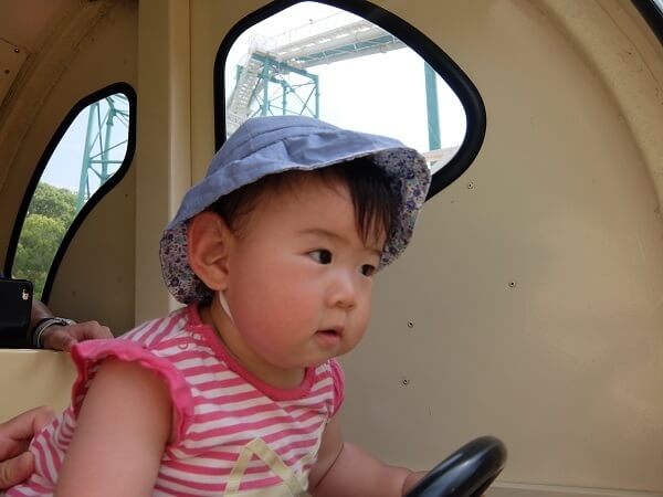 運転している子ども,ひらかたパーク,アトラクション,