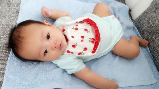下着姿の赤ちゃん,ベビー肌着,おすすめ,
