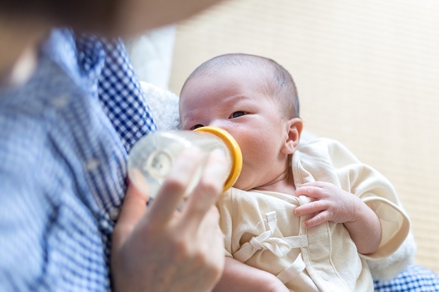 ママの授乳,液体ミルク,