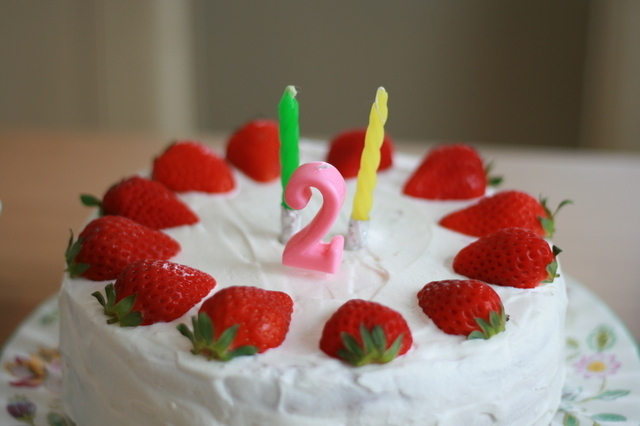 2歳誕生日ケーキ,2歳,誕生日,男の子