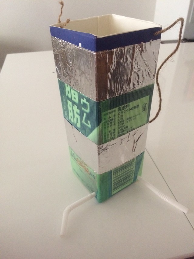 くるくるシャワー 作成例,牛乳パック,手作り,おもちゃ