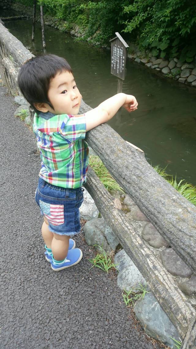 ショートパンツの子ども,キッズ,ショートパンツ,