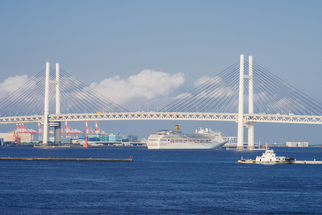 横浜ベイブリッジ,赤レンガ倉庫,横浜クルーズ,