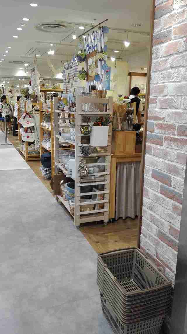 ナチュラルキッチンの店内,デュラレックス,ナチュラルキッチン,