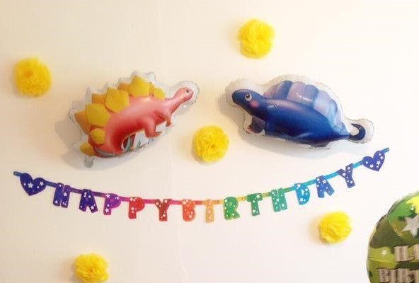 恐竜の壁デコ,バースデーパーティー,誕生日会,アイデア