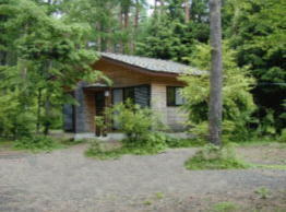 「河口湖オートキャンプ場」のコテージ,河口湖,キャンプ場,コテージ