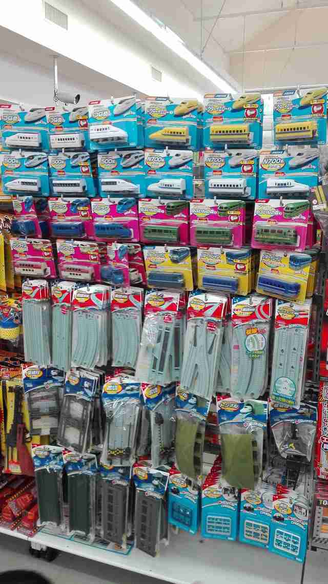 ダイソーのプチ電車売り場,ダイソー,プチ,電車