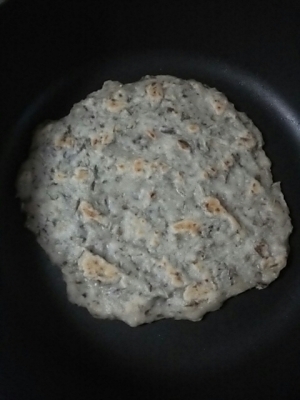 ゴボウとじゃがいもの米粉焼き,離乳食,ごぼう,