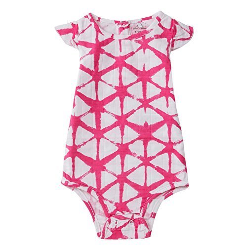 エイデンアンドアネイ 半袖 ロンパース フラッター スリーブ ワンピース flutter sleeve one piece モスリンコットン ベビーウェア (サイズ：6-9m、カラー：berry shibori cubed） aden+anais [並行輸入品],ロンパース,