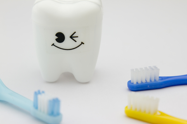 乳歯ケースと歯ブラシ,乳歯,保存,ケース