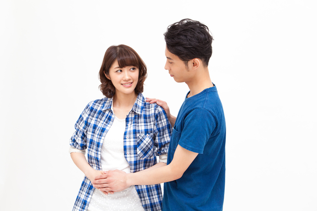 妊娠をよろこぶ男女,妊娠,伝え方,