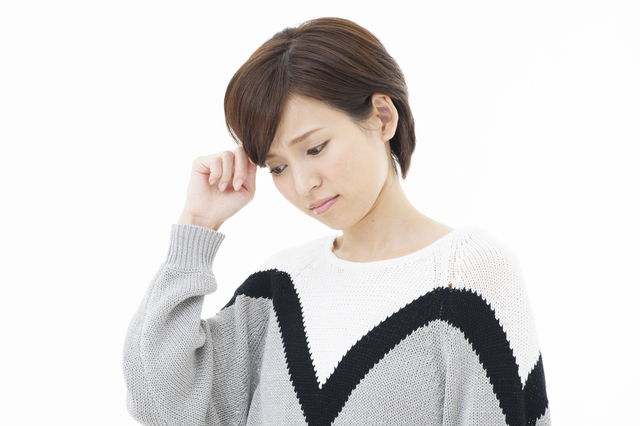 考える女性,妊娠,4週,