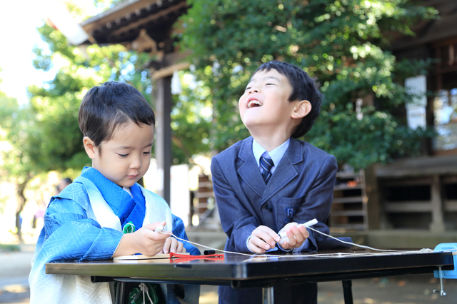 袴の男の子とスーツの男の子,七五三,男の子,