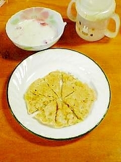 離乳食　もっちりバナナパンケーキ,離乳食,オートミール,