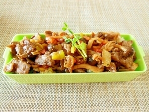 甘辛が美味しい！野菜たっぷり牛丼弁当♪,お弁当,ご飯,