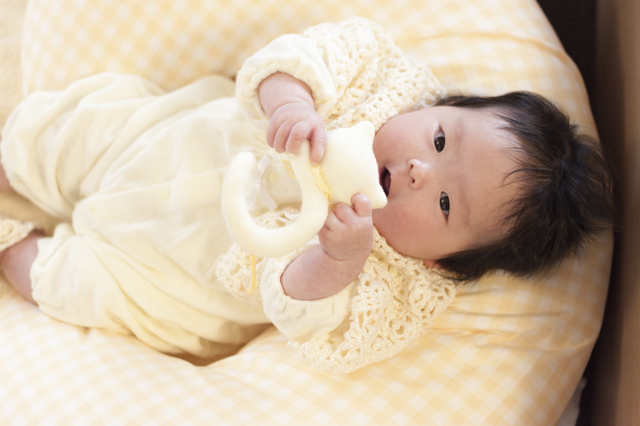 授乳クッションの赤ちゃん,授乳クッション,選び方,使い方