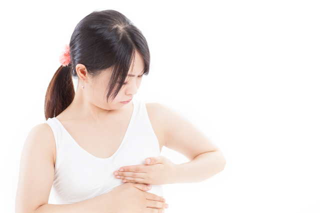 ブラジャーをつけた女性,母乳パッド,おすすめ,選び方