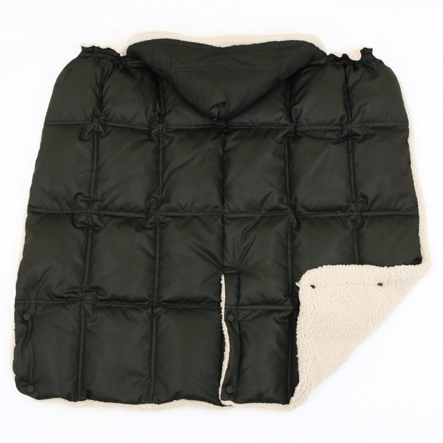 ダウン素材の4wayケープ ,赤ちゃん,防寒着,おすすめ