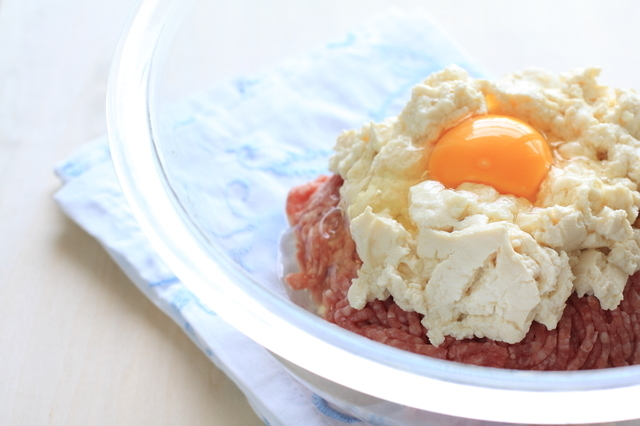 豆腐ハンバーグの材料,離乳食,豆腐ハンバーグ,