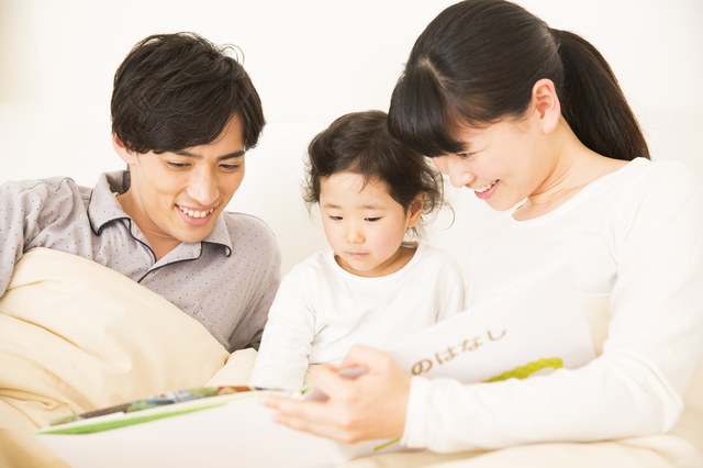絵本を読む親子,絵本,おすすめ,4歳