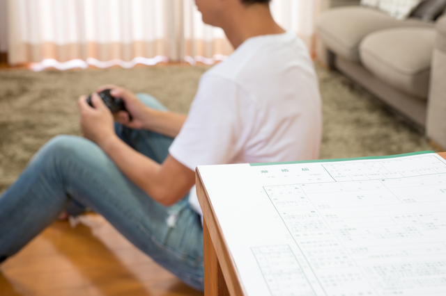 ゲームする夫,夫婦喧嘩,