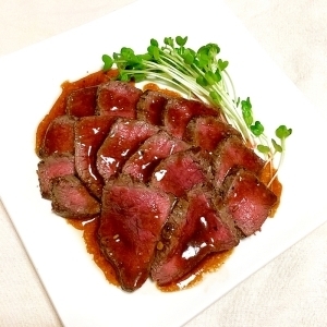 オイスターソースの超簡単フライパンローストビーフ♡,クリスマス,ディナー,レシピ