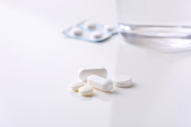 医師の診断をうけましょう,妊娠初期,出血,少量