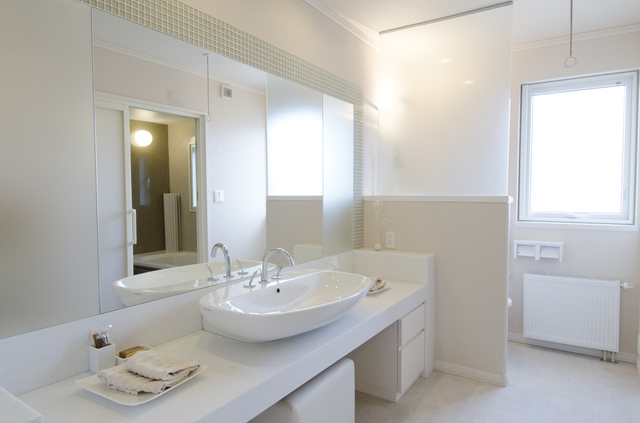 洗面所,妊娠,尿漏れ,